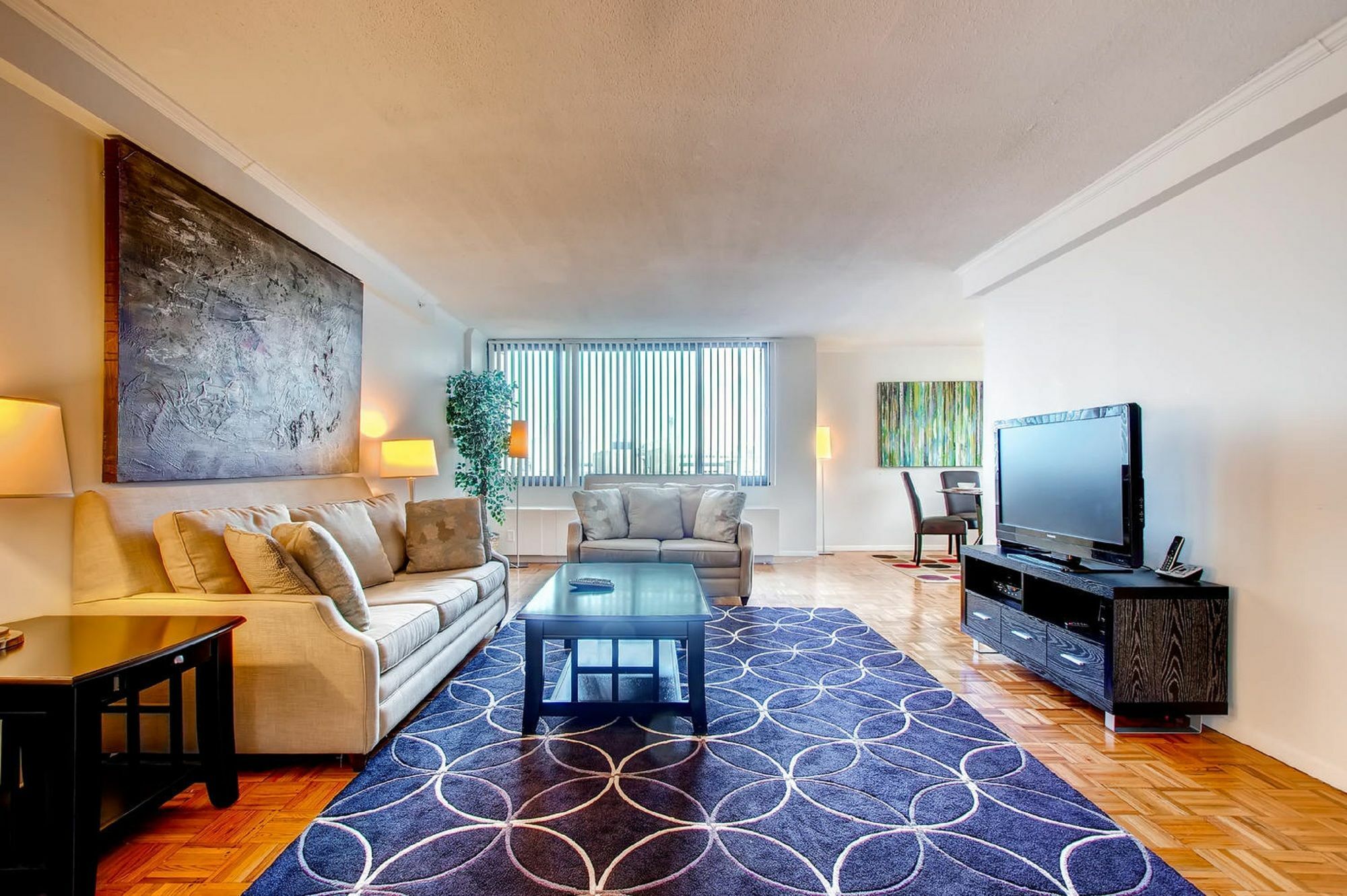 Global Luxury Suites At The Commonwealth Бостон Экстерьер фото