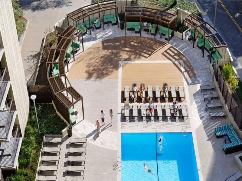 Global Luxury Suites At The Commonwealth Бостон Экстерьер фото